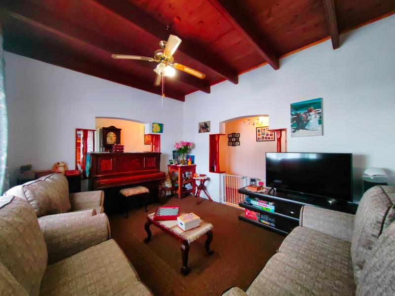 6 Bedroom Property for Sale in Montagu Western Cape